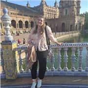 Maestra de primaria, doy clase para todos los niveles de primaria.